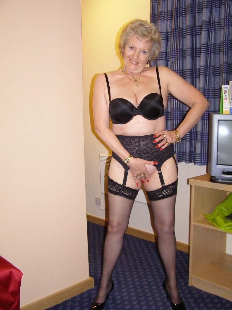 Hott and Sexy Women in Hott Stockings and Amazing Lingerie
