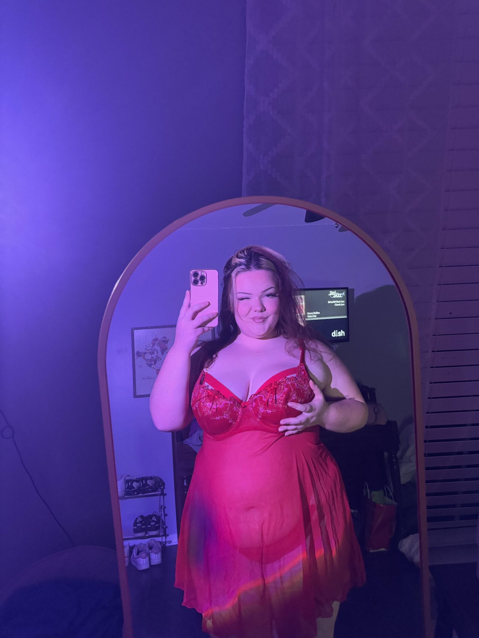 Hott and Sexy Selfies