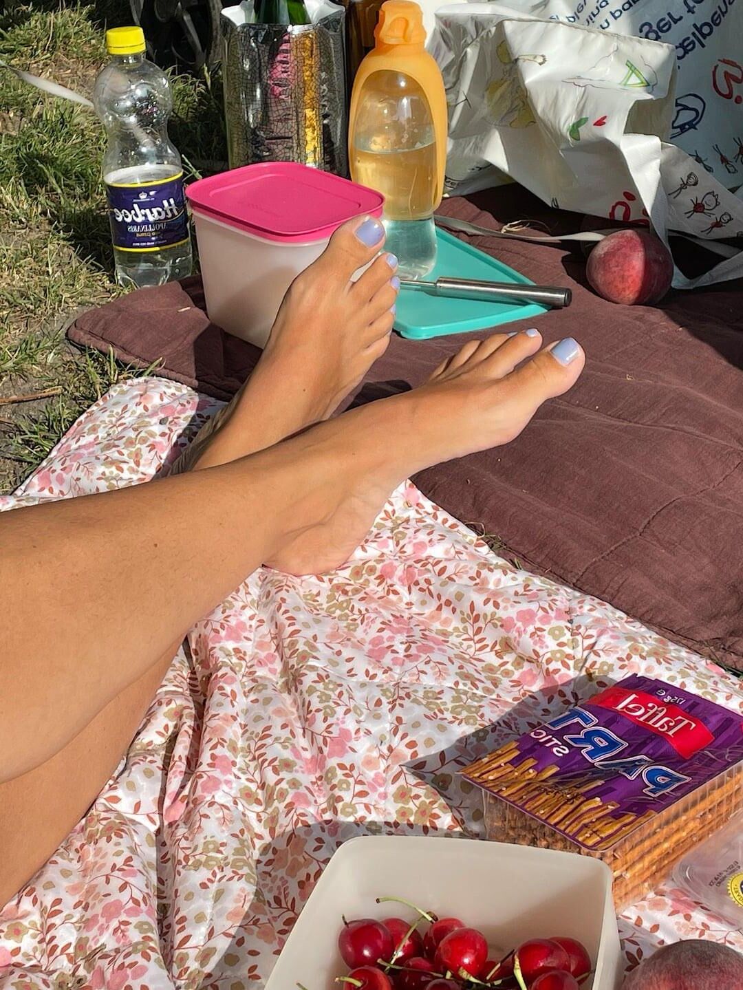 Sweet Feet