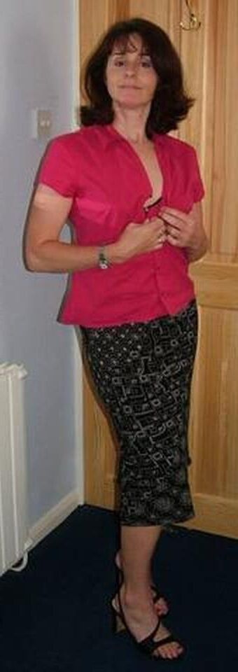 SLUTTY MILF LISA