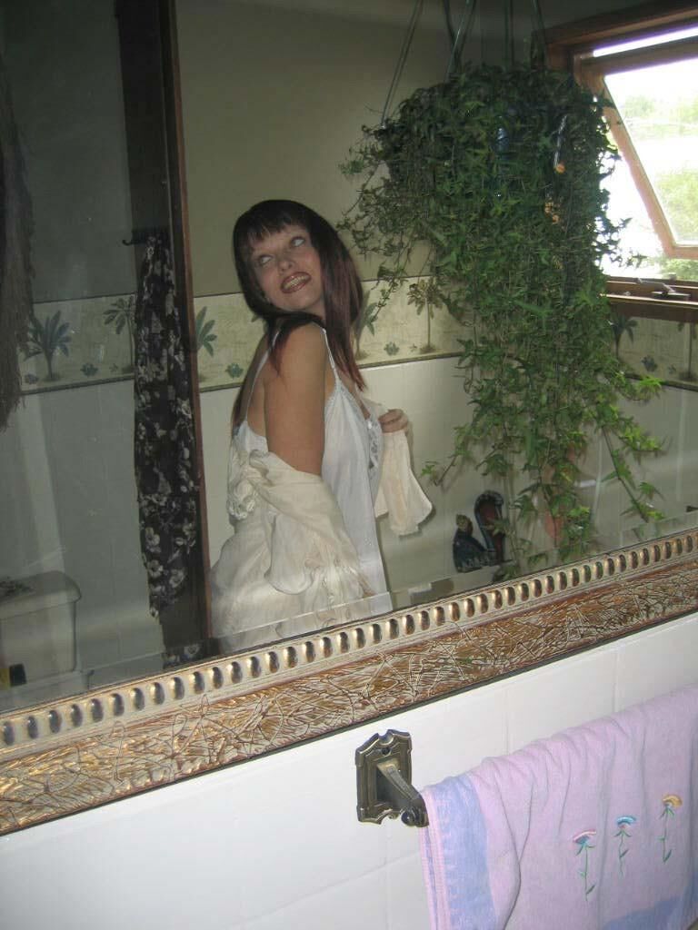 Scarlett Bathtub Slip