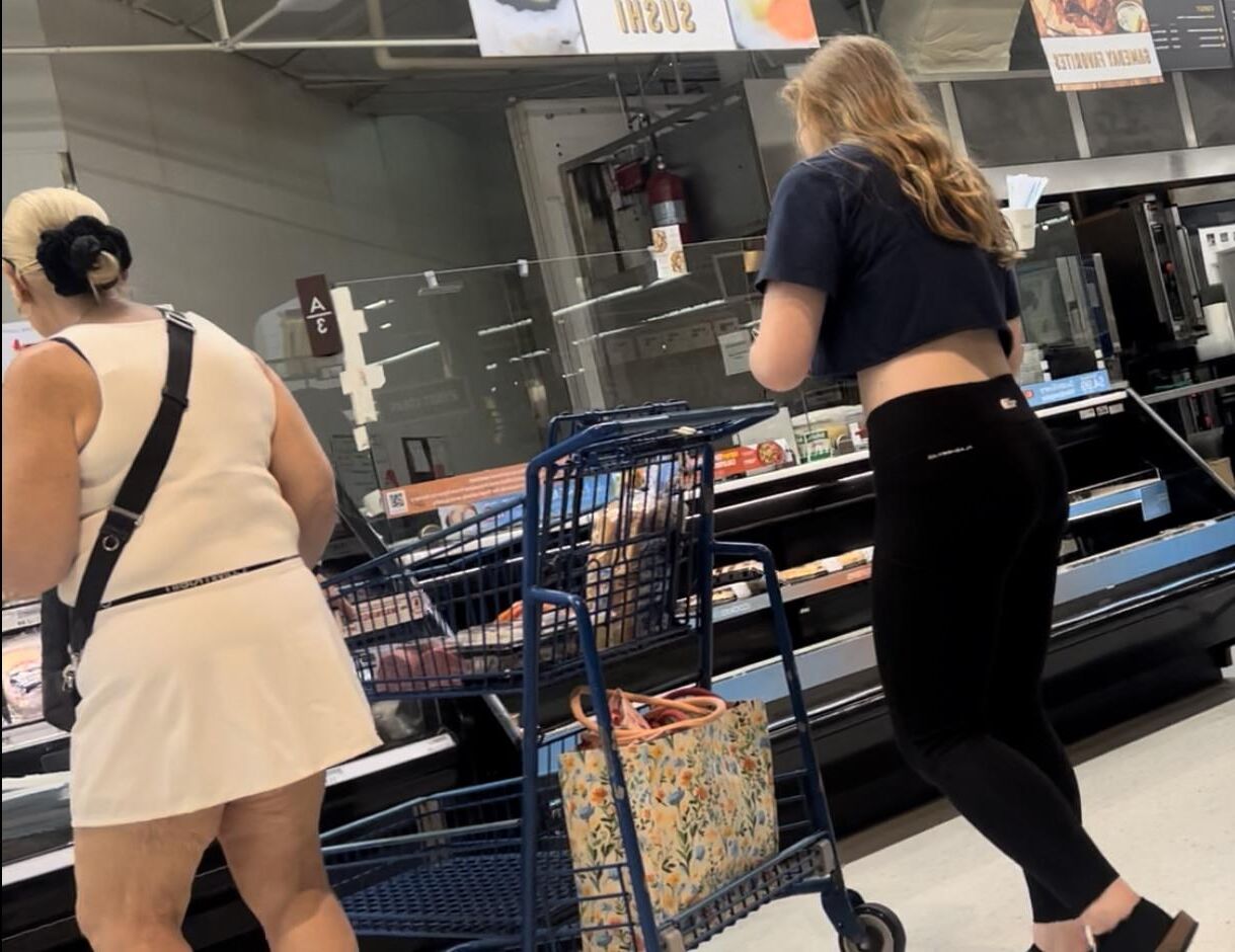 Chicas de culo apretadas sinceras aleatorias