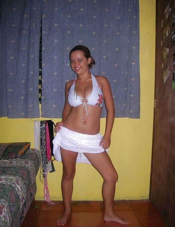 Sexy mexicano na casa de praia