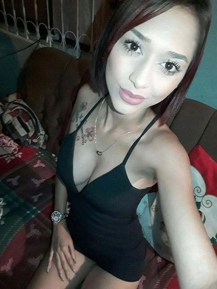 Hottie mexicana delgada tetona