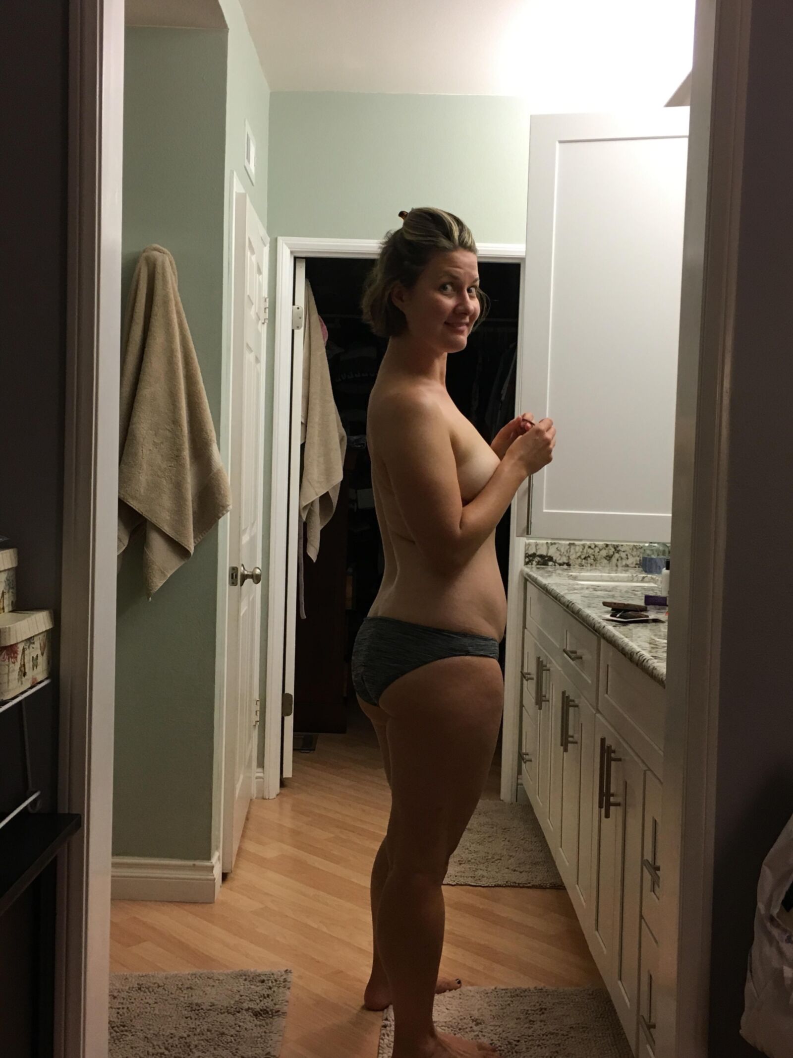 Esposa amadora e milf para comentários