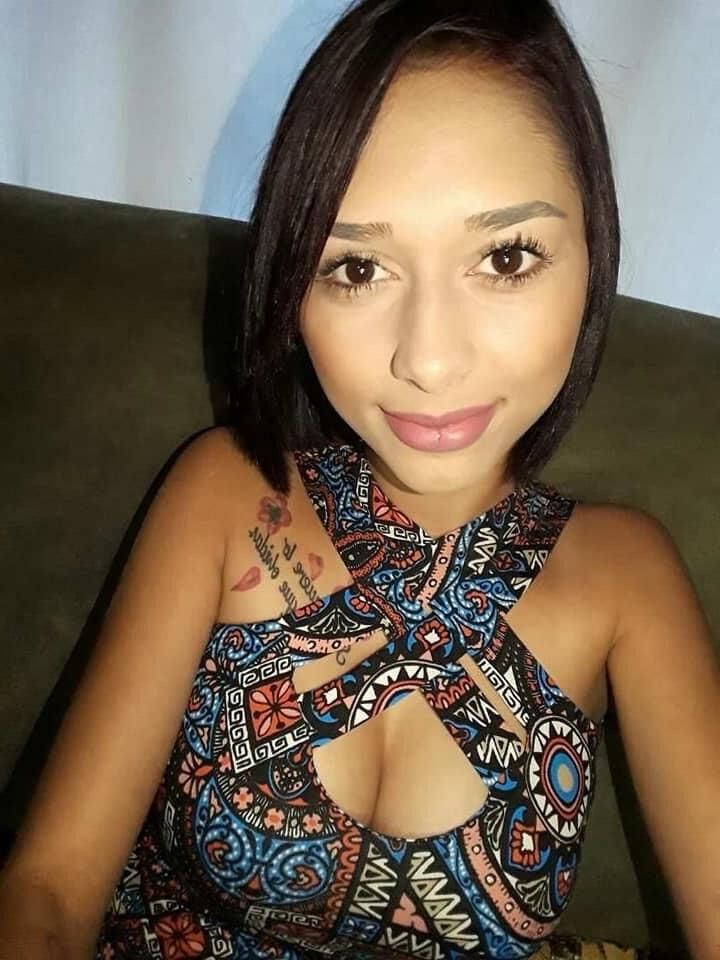 Hottie mexicana delgada tetona